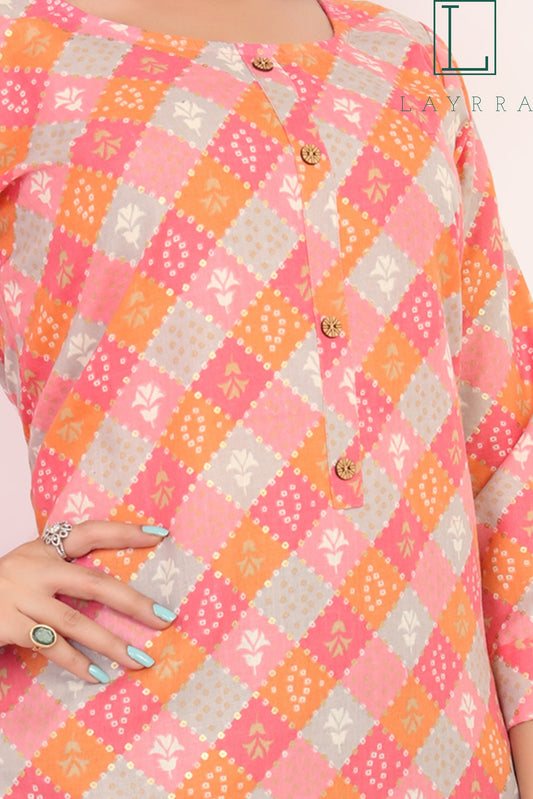 Women Pink Ethnic Diamond Checkered Floral Print Kurta with Trousers