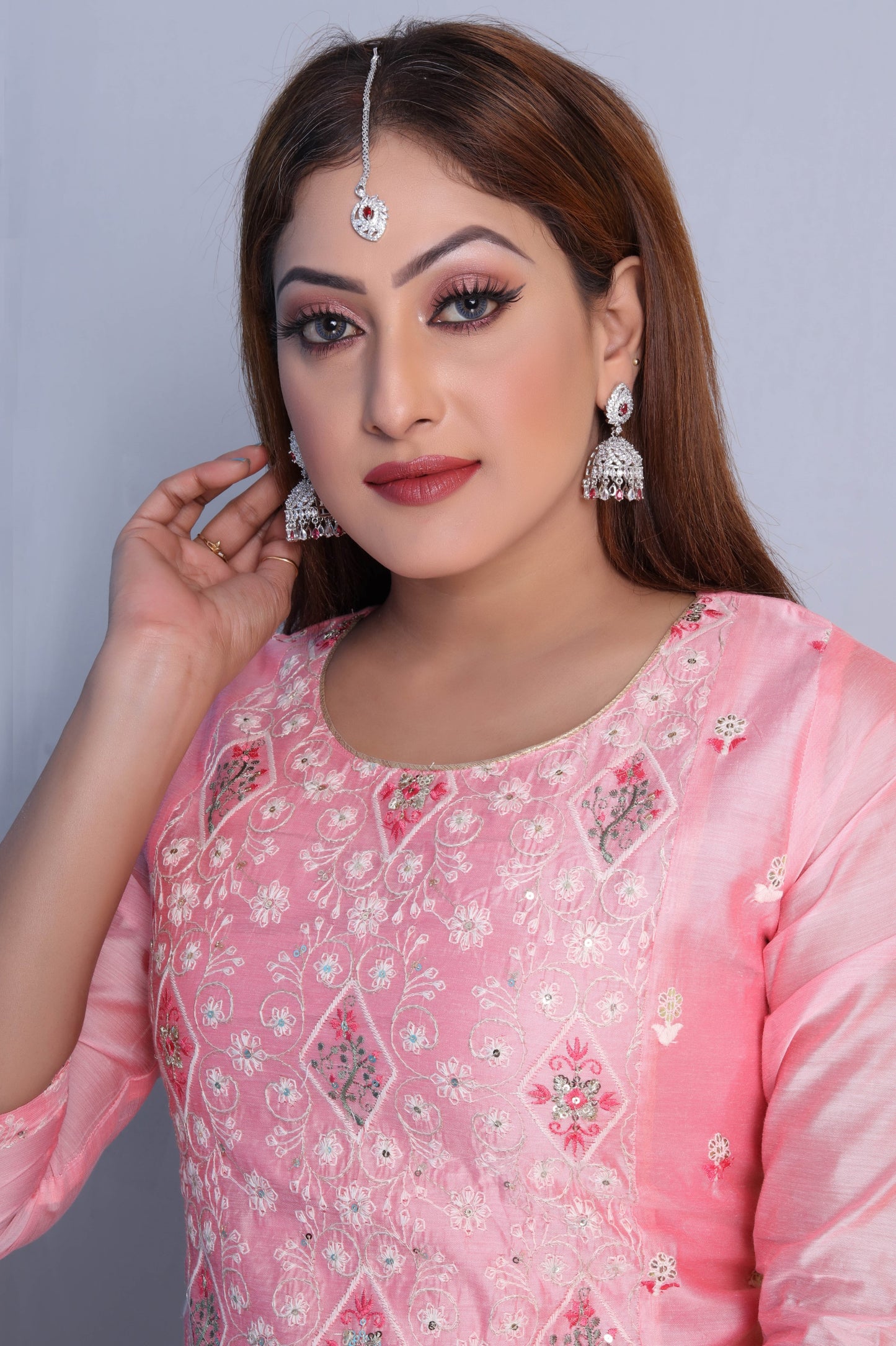 Elegant Pink Embroidered Dress