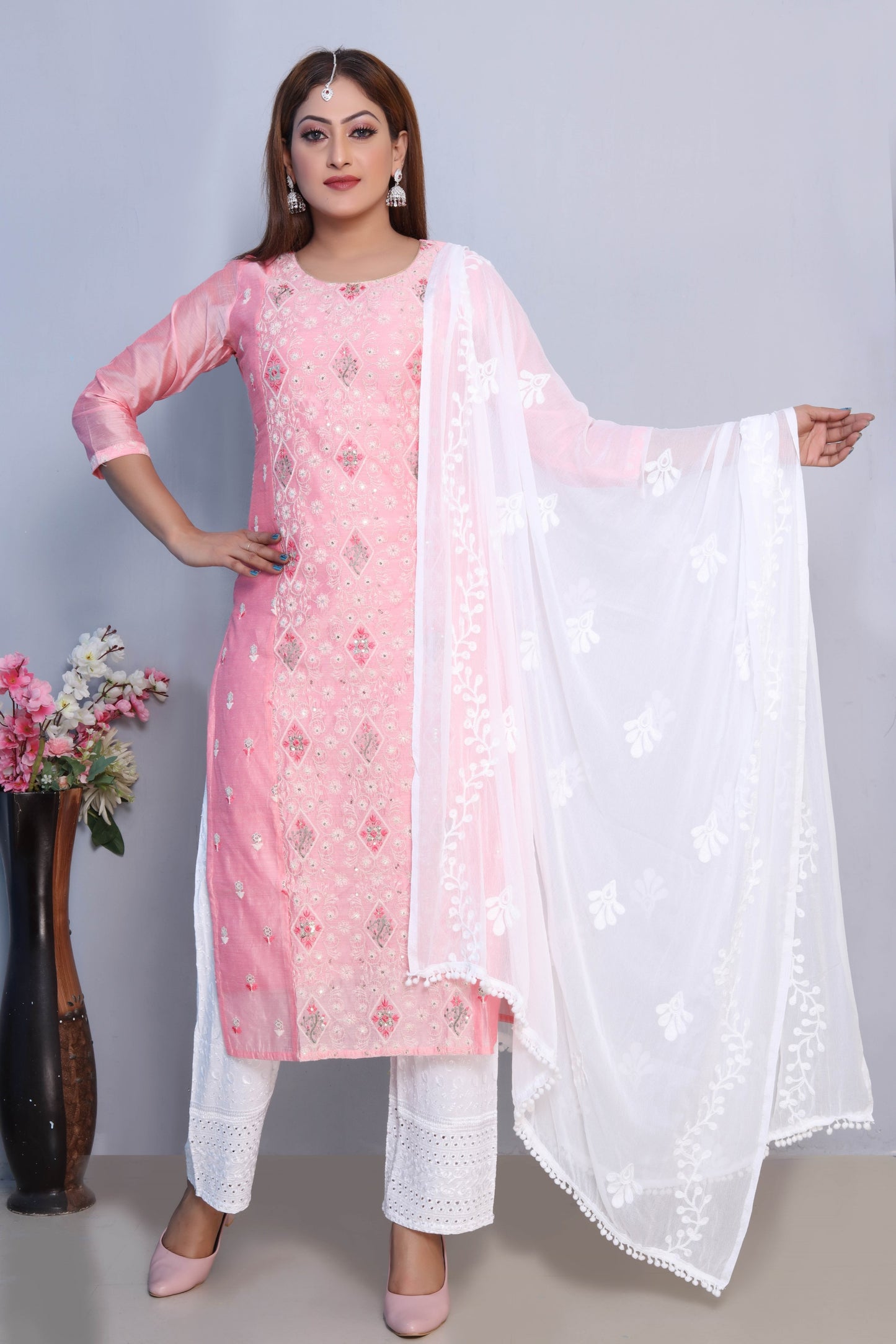 Elegant Pink Embroidered Dress