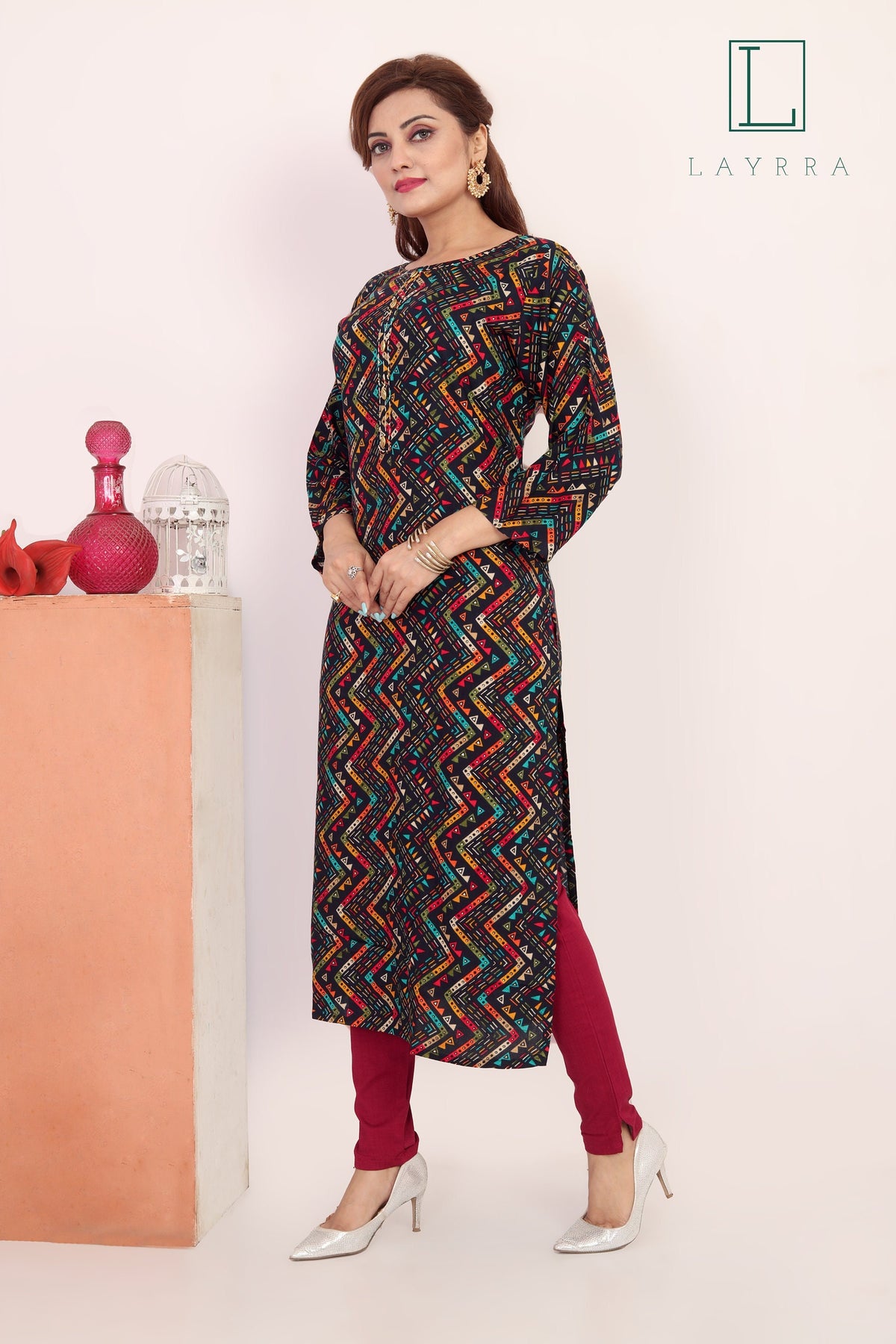 Women Midnight Blue Ethnic Zig Zag Print Kurta with Trousers