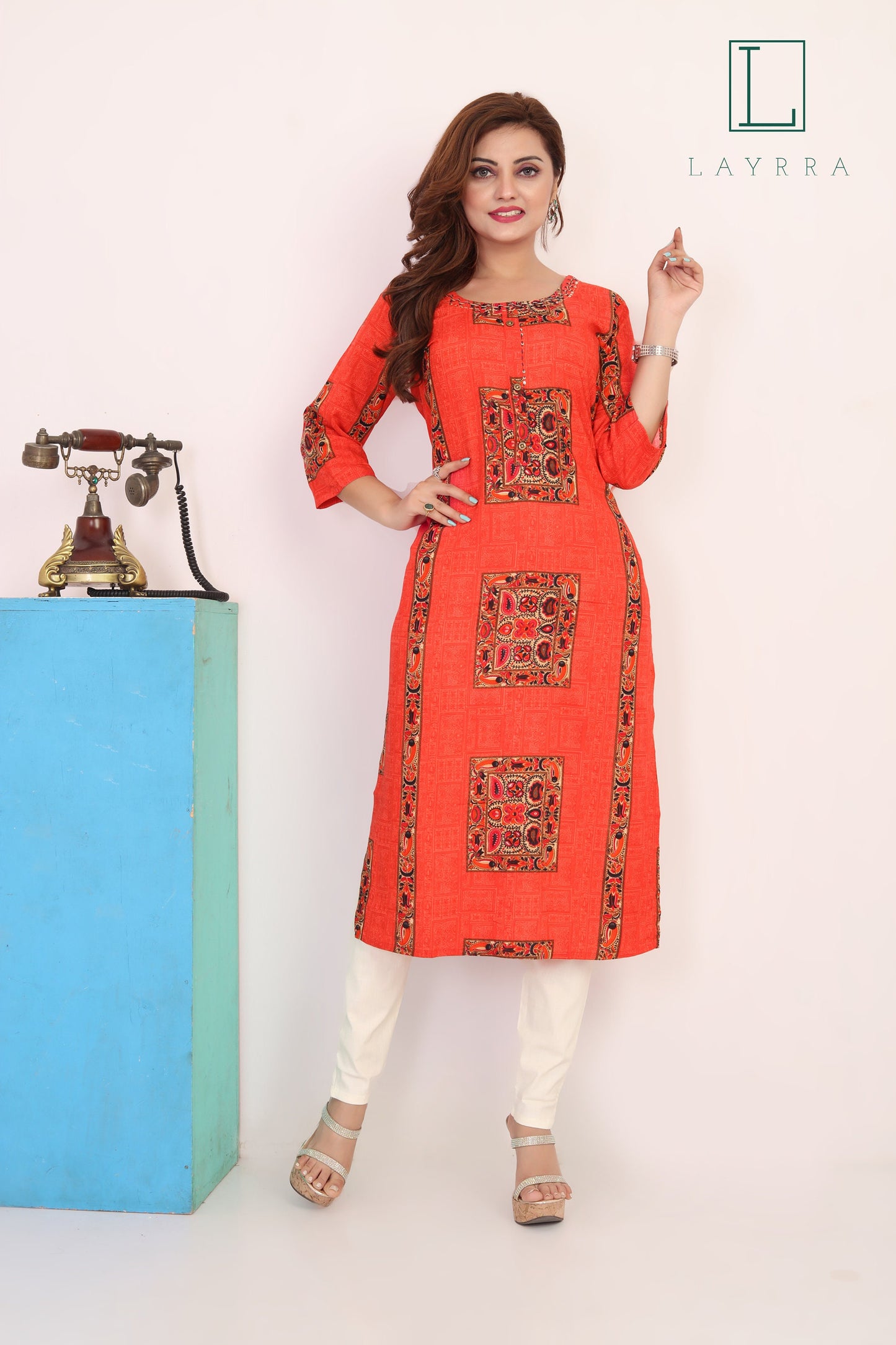 Women Red Orange Ethnic Abstract Printed Kurta with Trousers