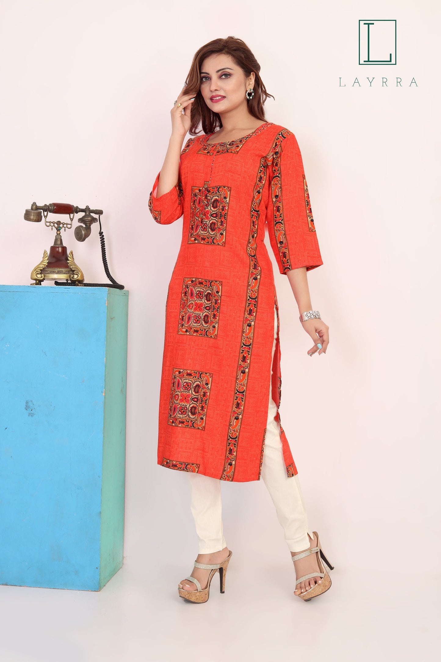 Women Red Orange Ethnic Abstract Printed Kurta with Trousers