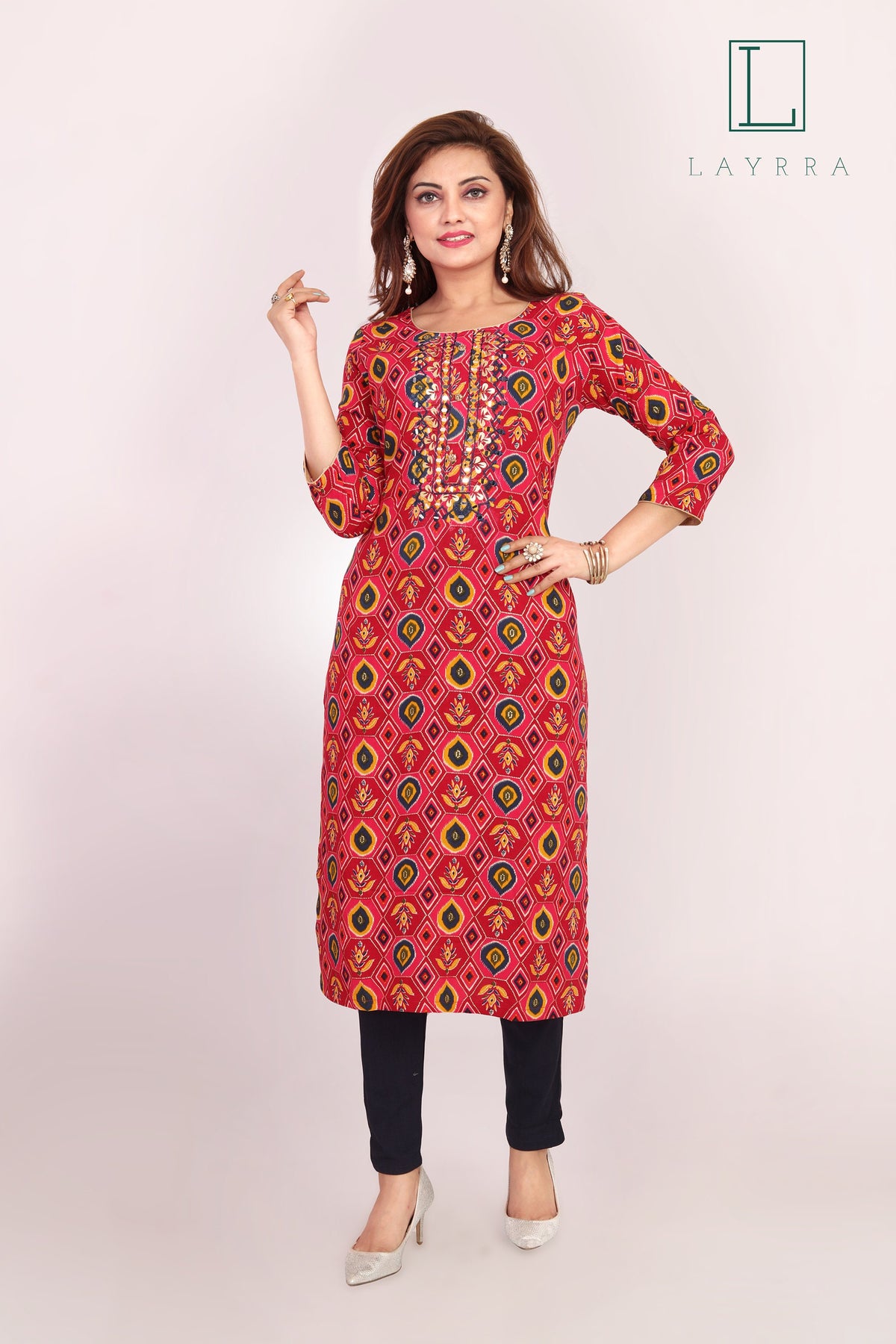Women Pink Ethnic Floral Print Embroidered Mirror work Kurta with Trousers
