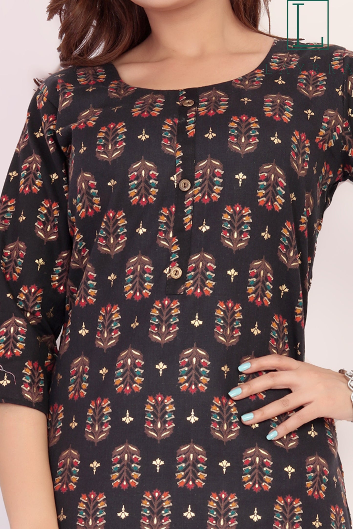 Women Black Ethnic Motifs Print Kurta with Trousers