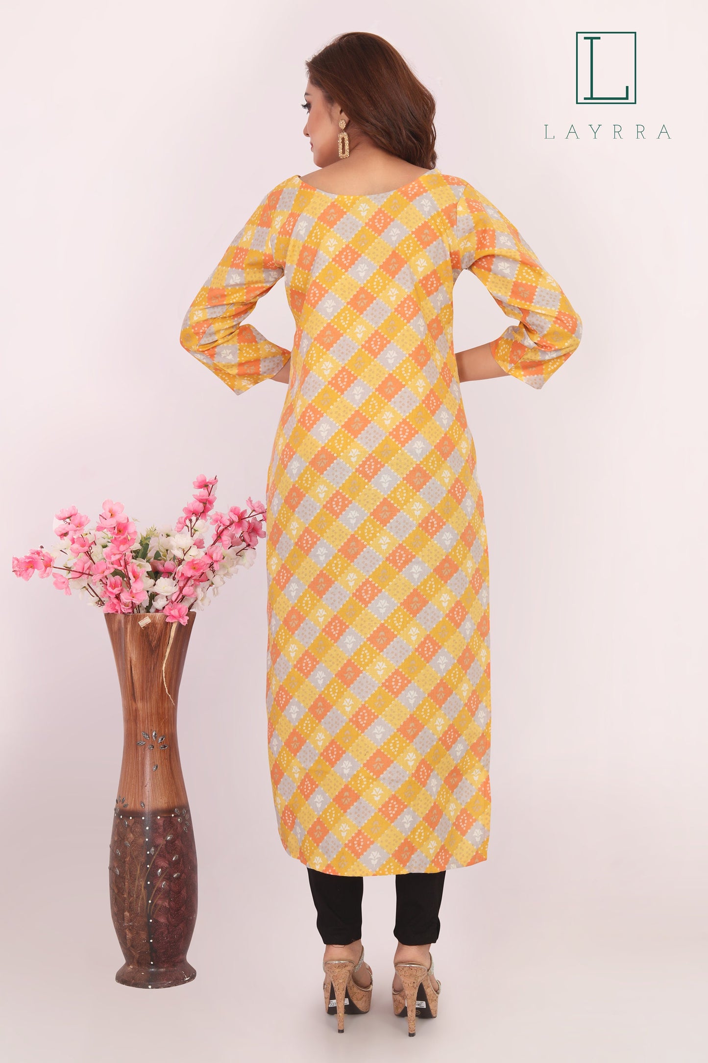 Women Yellow Ethnic Diamond Checkered Floral Print Kurta with Trousers