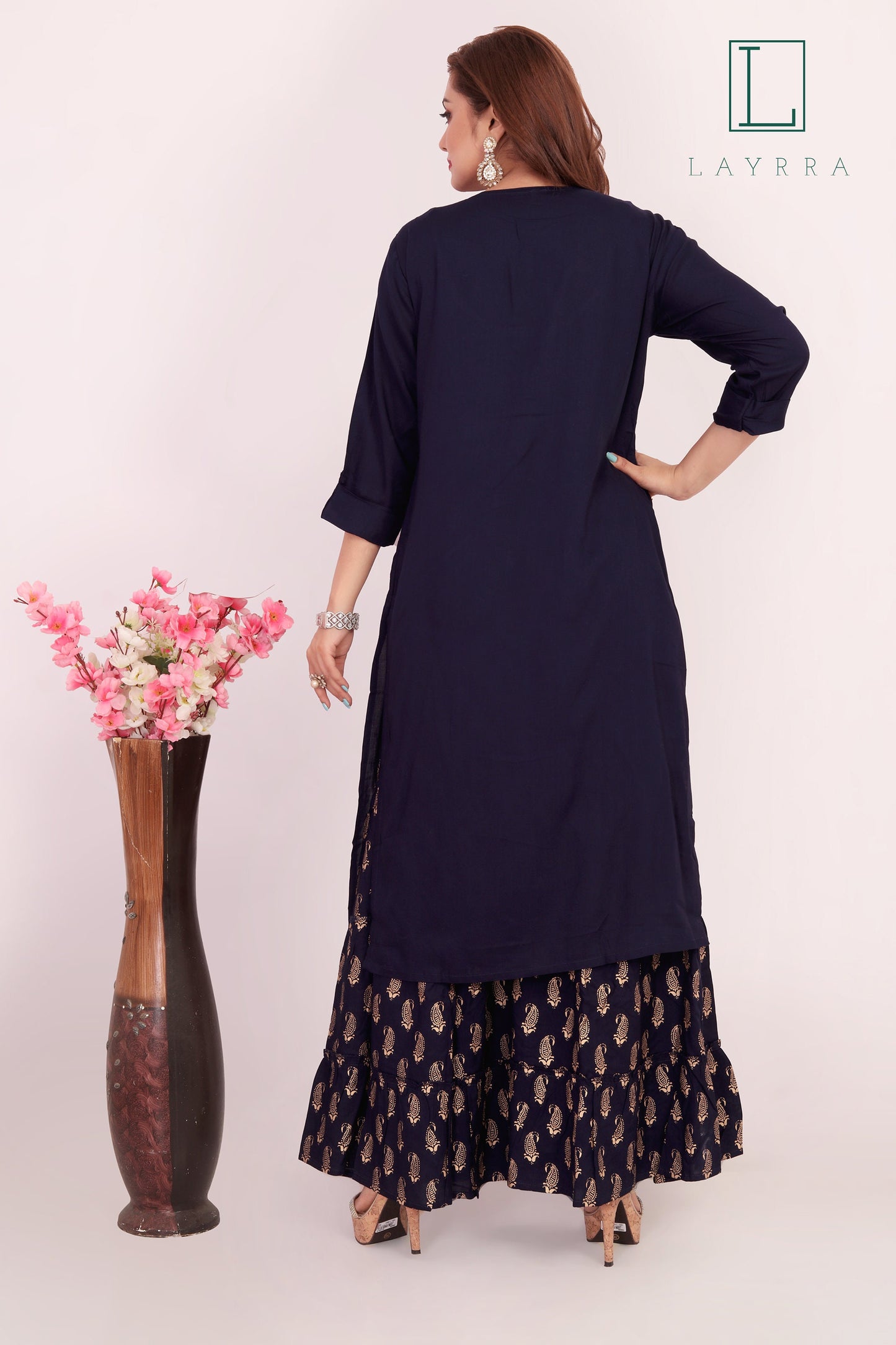 Women Navy Blue & Gold Ethnic Embroidered Kurta with Gold Motifs Print Palazzos - Complete Set
