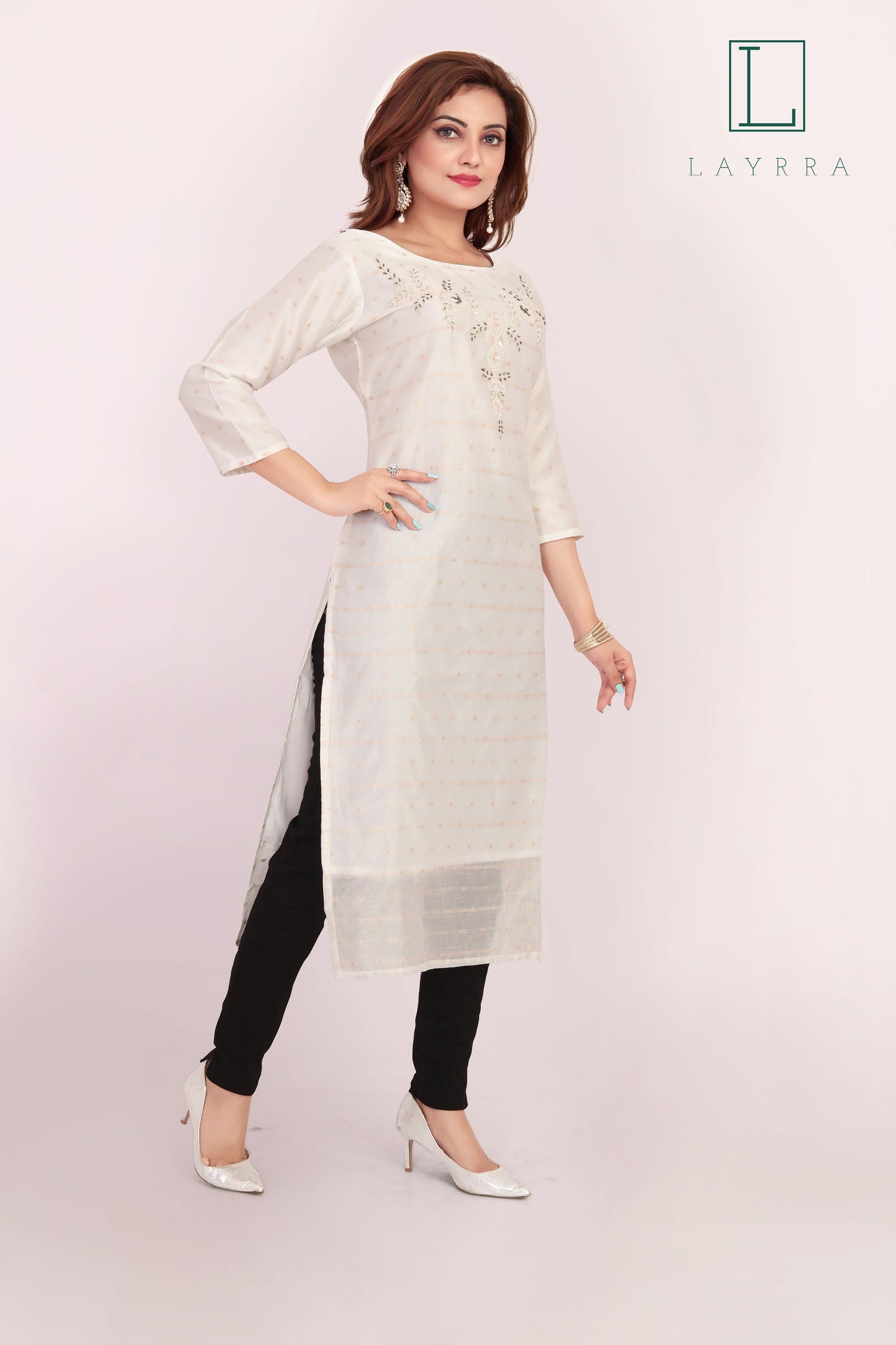 Women White & Gold Ethnic Floral Embroidered Moti Kurta with Trousers