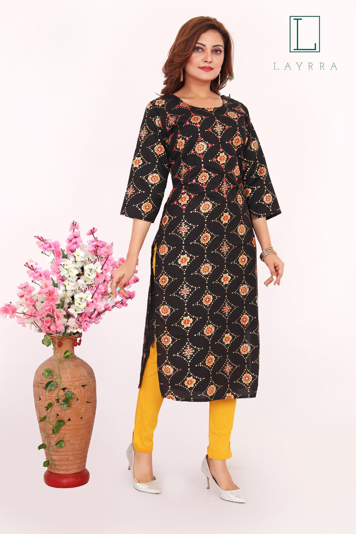 Women Black & Gold Ethnic Motifs Print Embroidered Mirror Work Kurta with Trousers