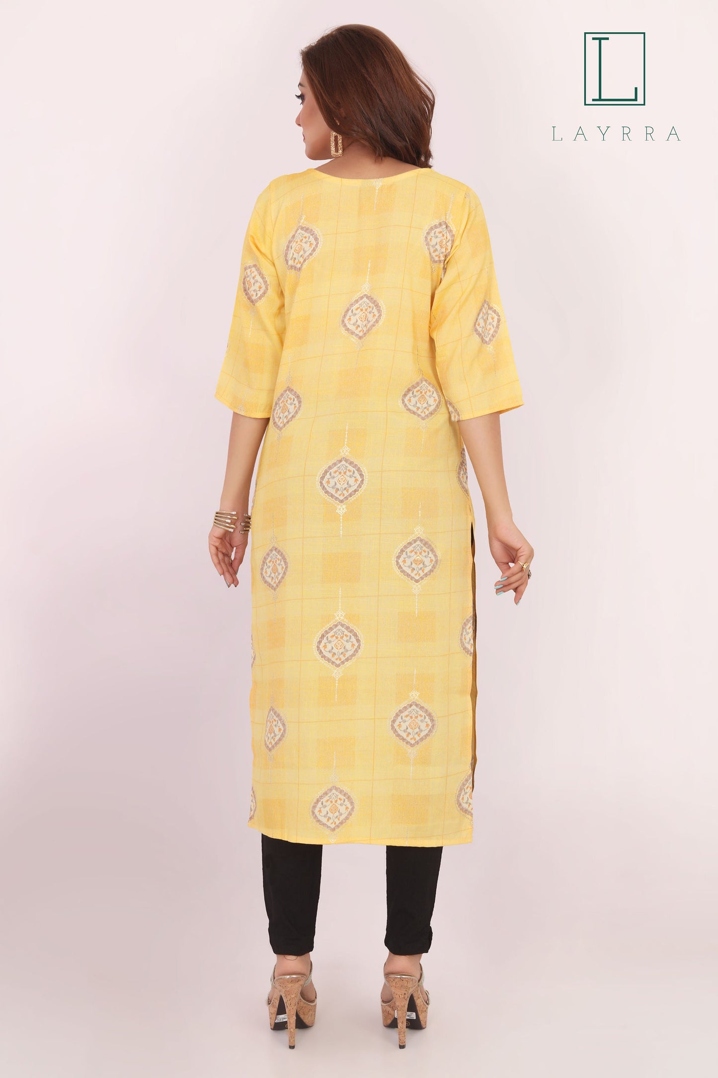 Women Yellow Ethnic Motifs Print Kurta with Trousers
