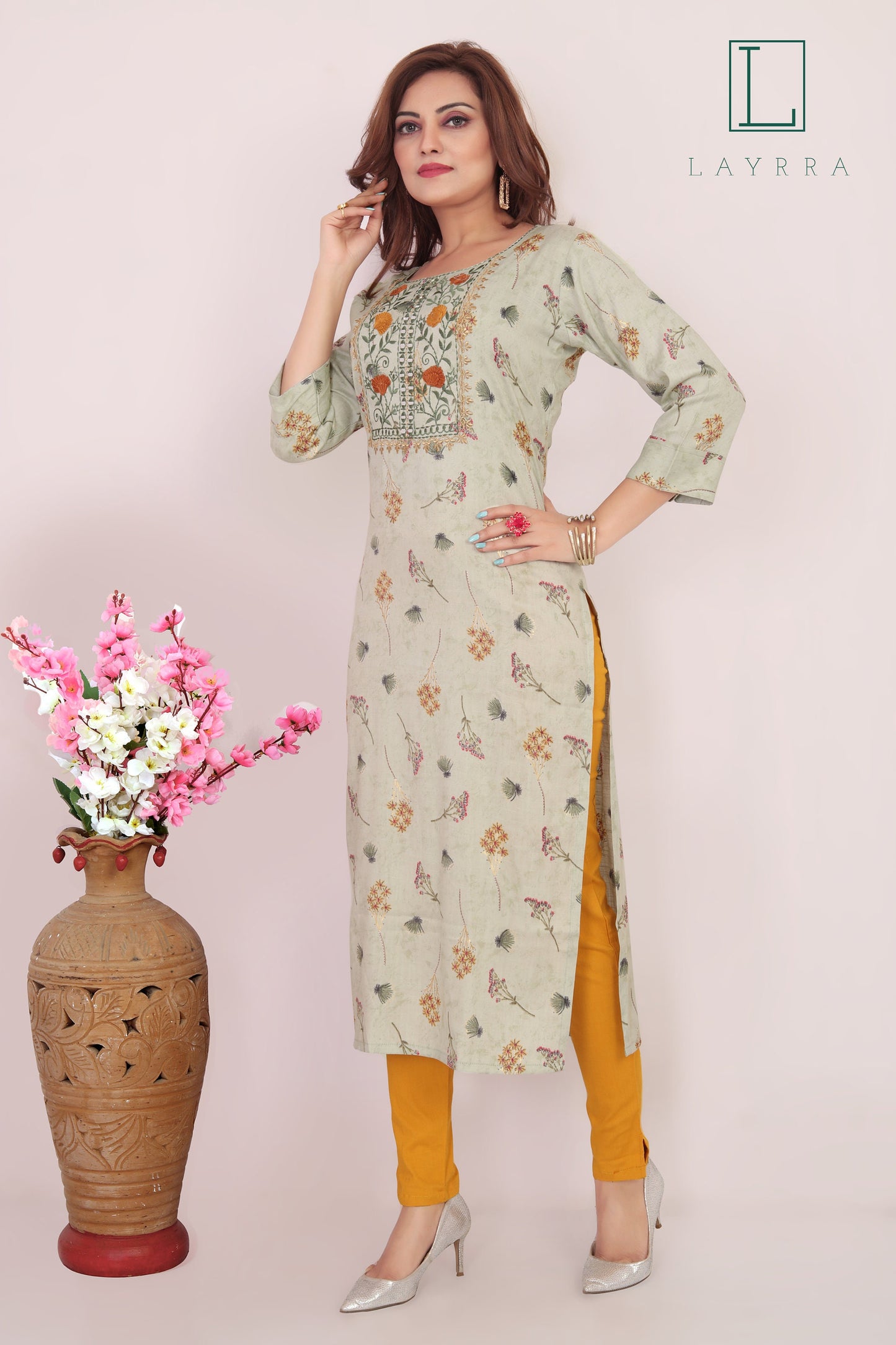 Women Tea Green Ethnic Floral Print Embroidered Mirror work Kurta with Trousers