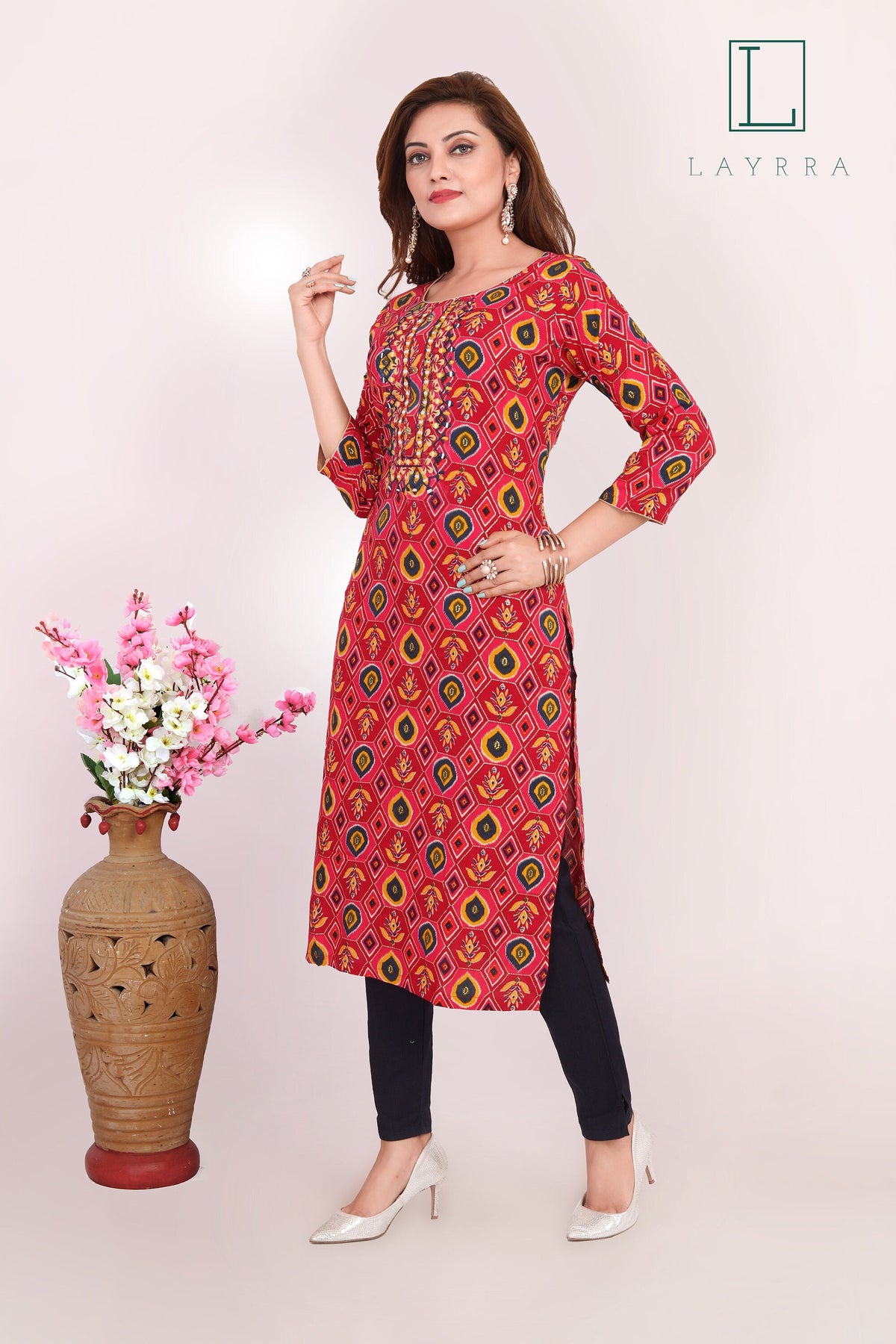 Women Pink Ethnic Floral Print Embroidered Mirror work Kurta with Trousers