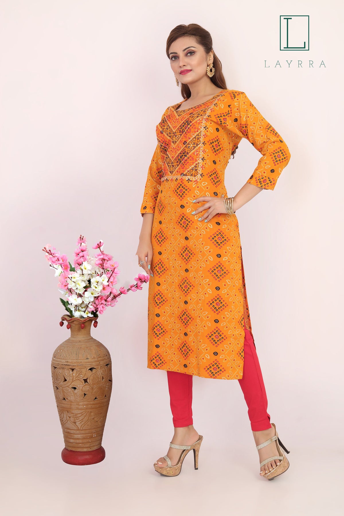 Women Orange Ethnic Bandhani Print Motifs Embroidered Kurta with Trousers