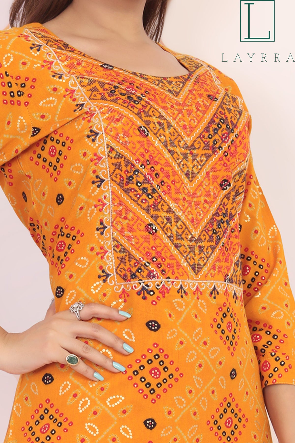 Women Orange Ethnic Bandhani Print Motifs Embroidered Kurta with Trousers