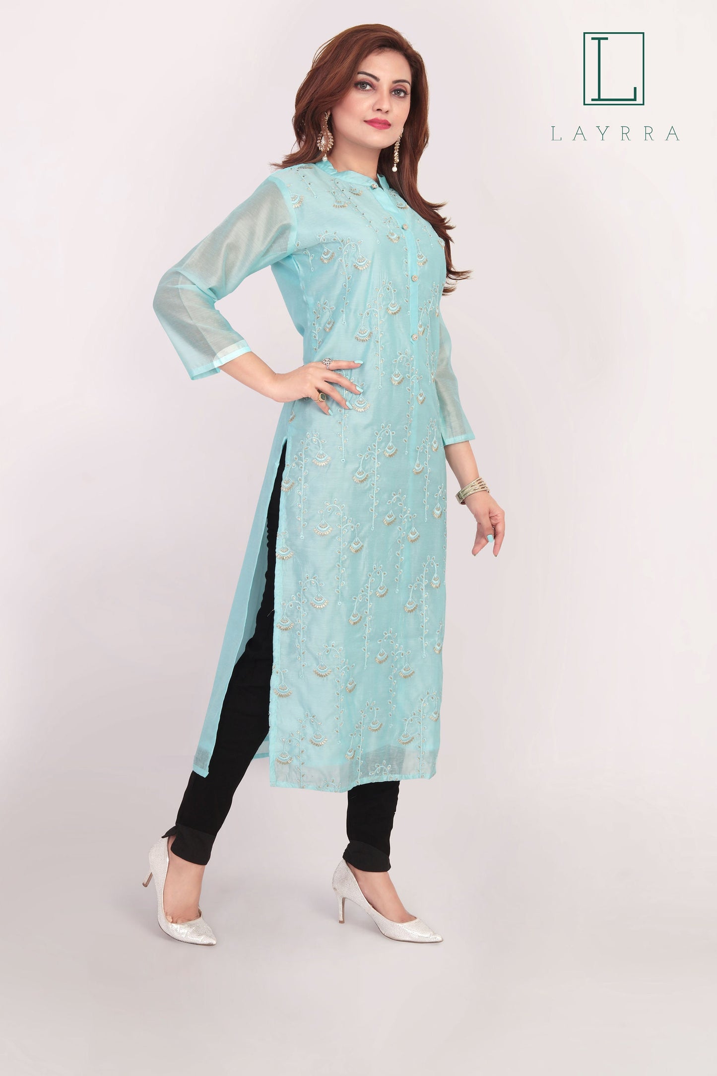 Women Turquoise Ethnic Floral Embroidered Kurta with Trousers