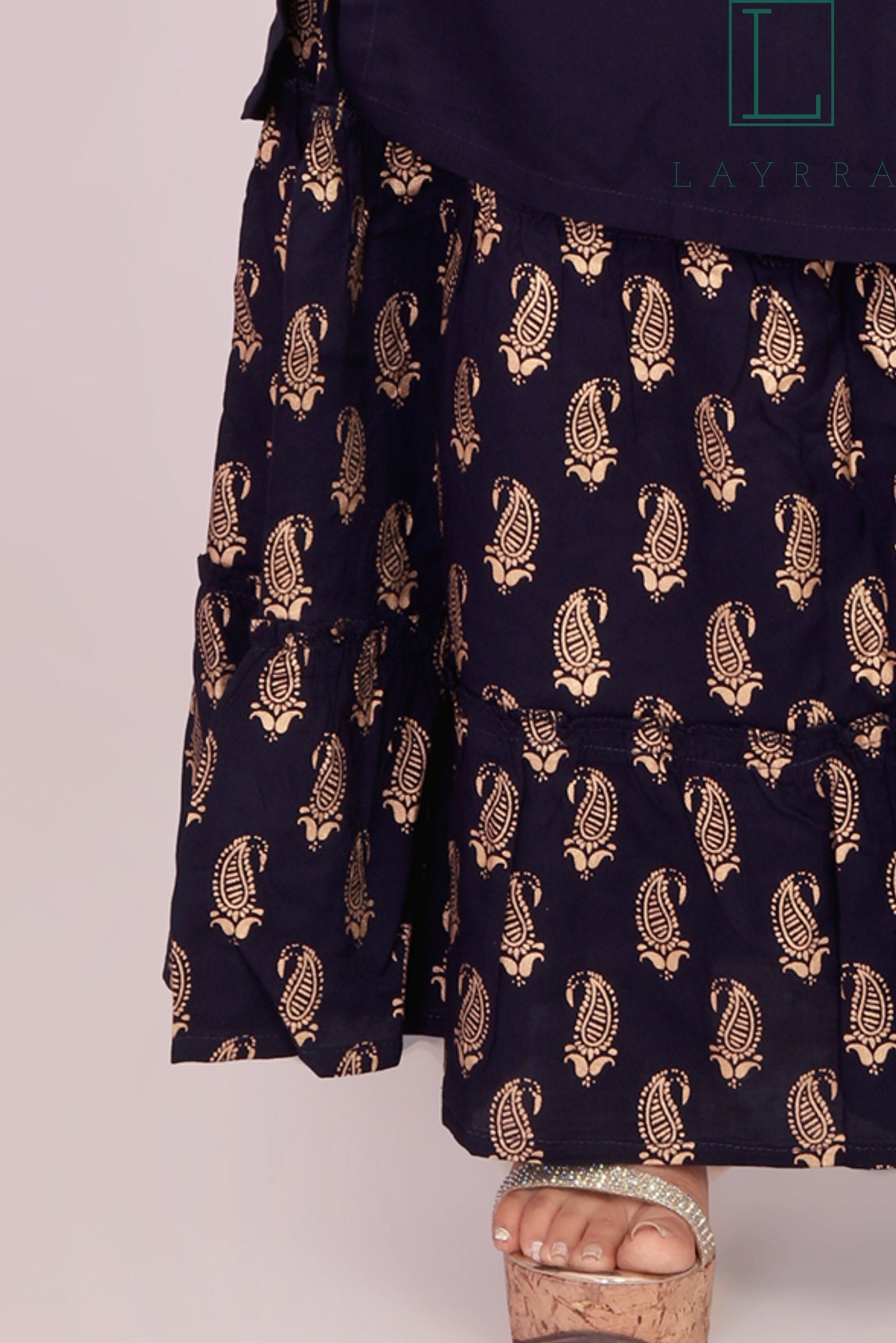 Women Navy Blue & Gold Ethnic Embroidered Kurta with Gold Motifs Print Palazzos - Complete Set