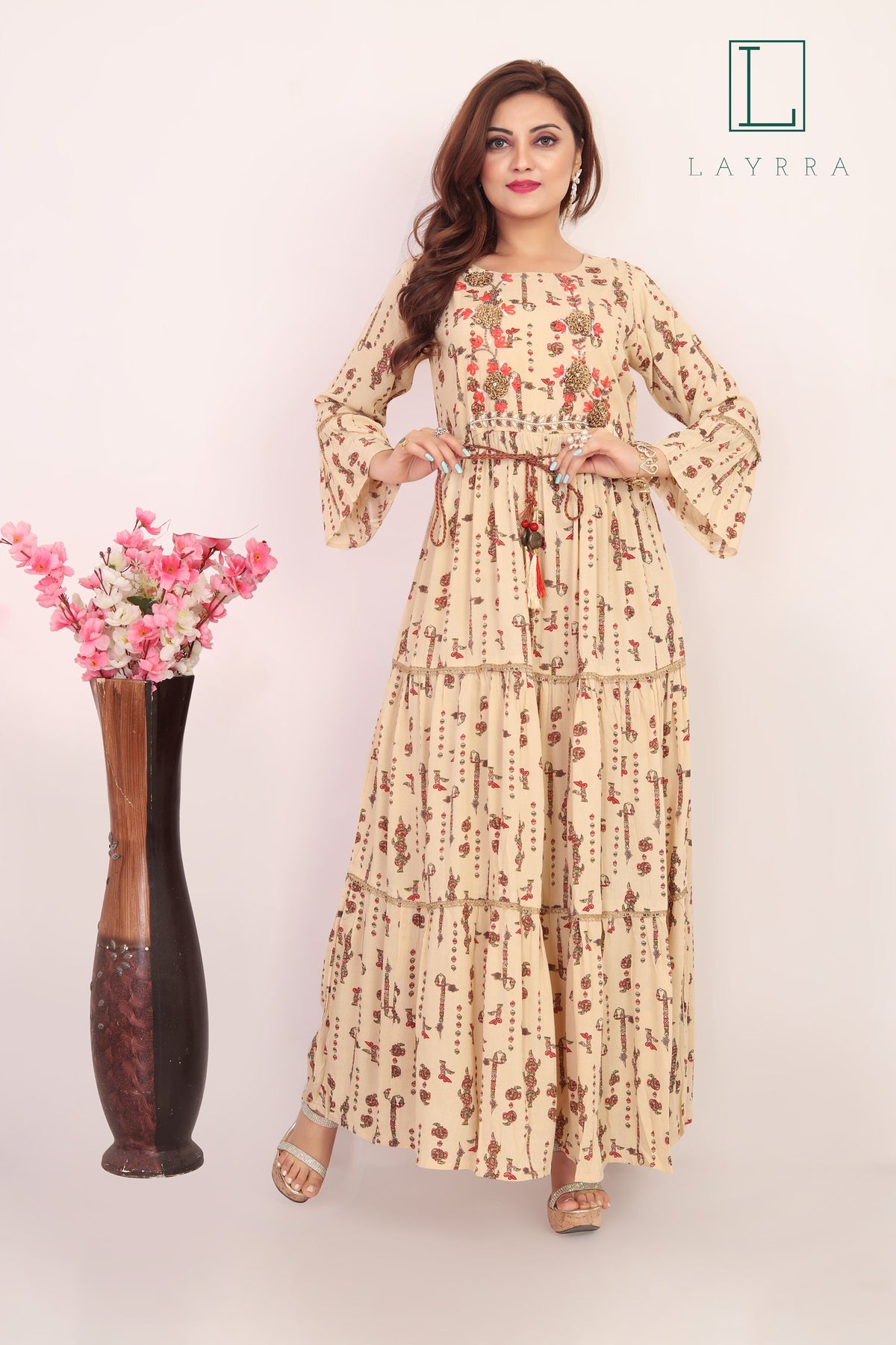 Women Cream Ethnic Floral Print Embroidered Anarkali Kurta with Latkan