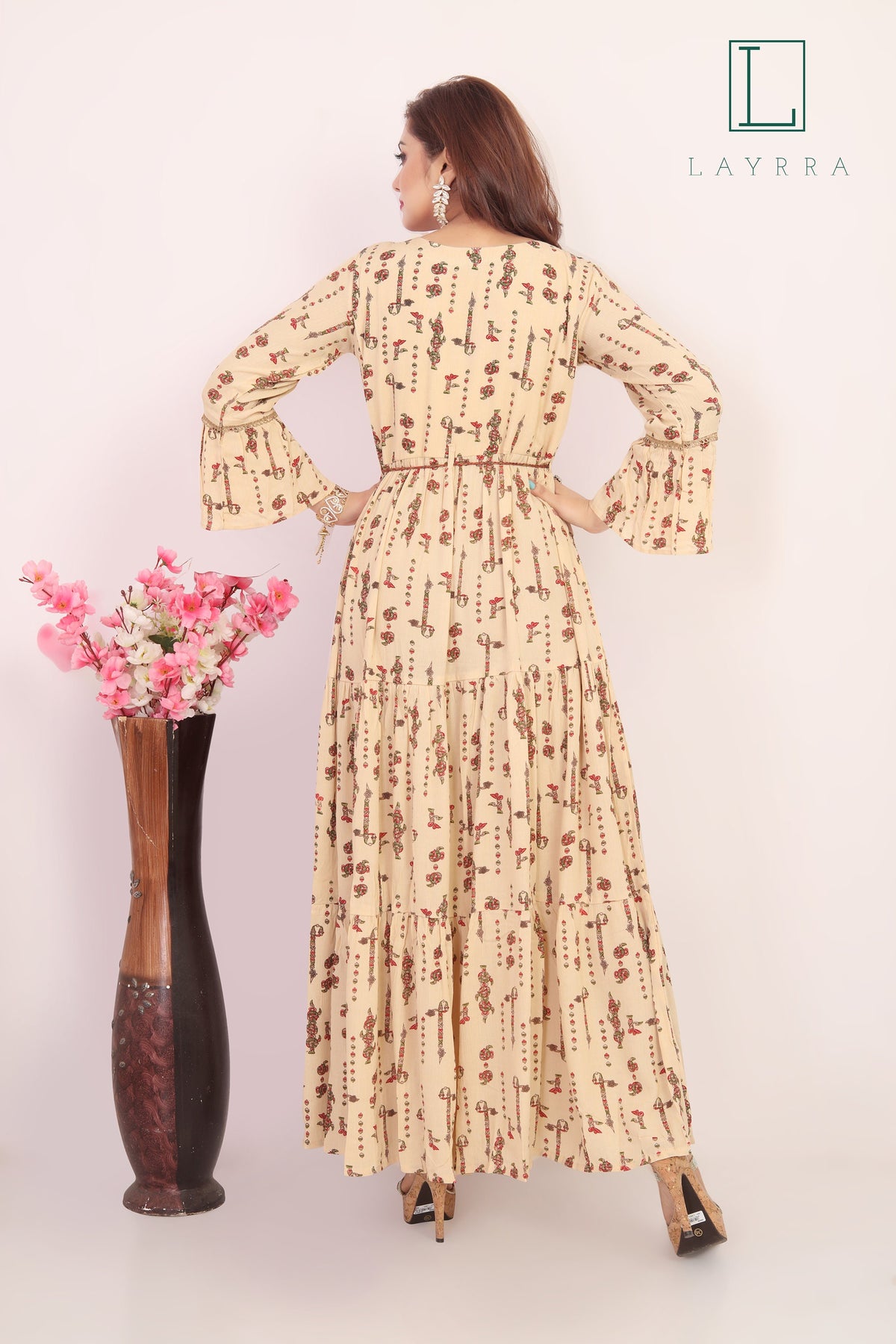 Women Cream Ethnic Floral Print Embroidered Anarkali Kurta with Latkan