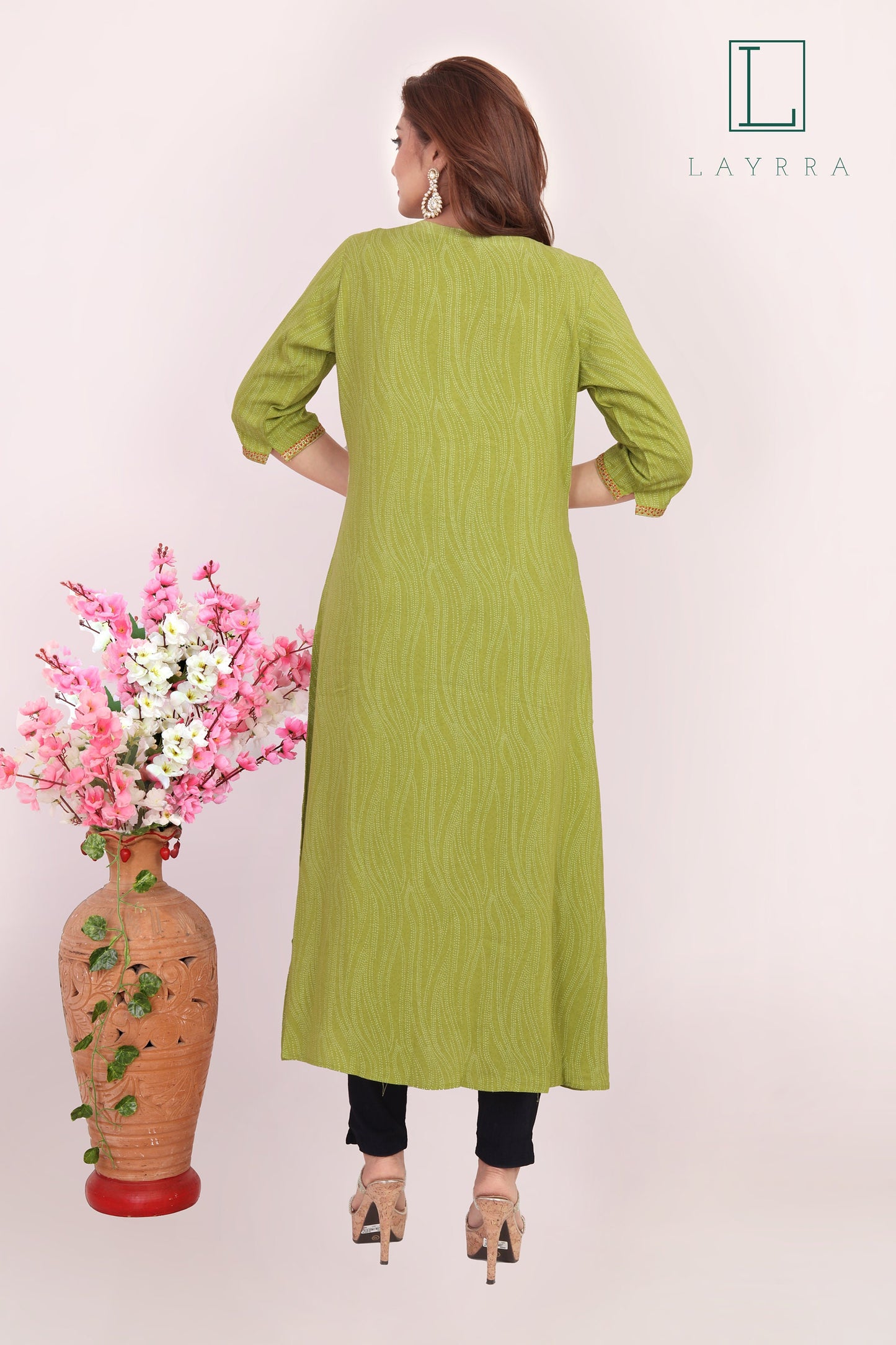Women Green Ethnic Bandhani Embroidered Kurta with Trousers