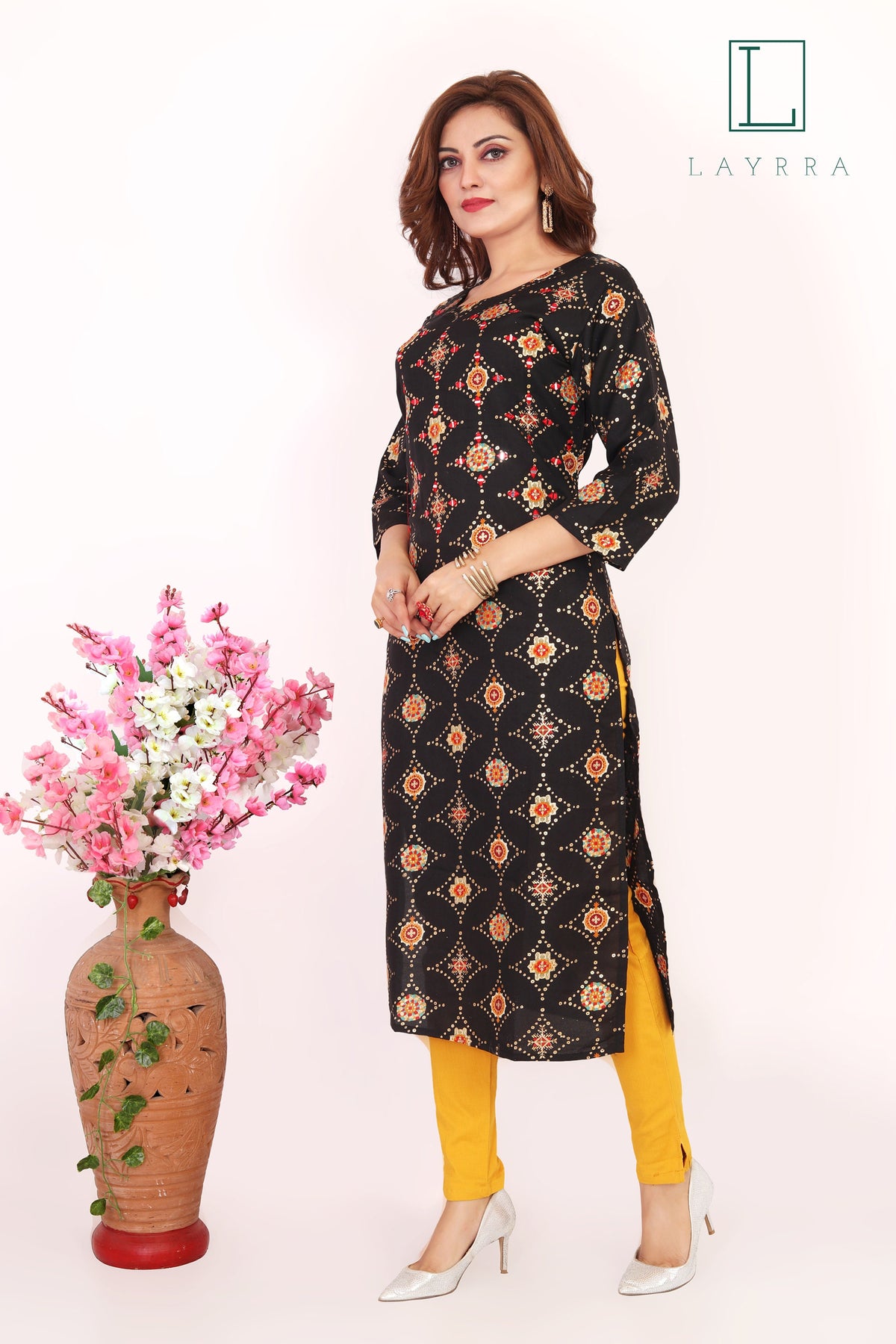 Women Black & Gold Ethnic Motifs Print Embroidered Mirror Work Kurta with Trousers