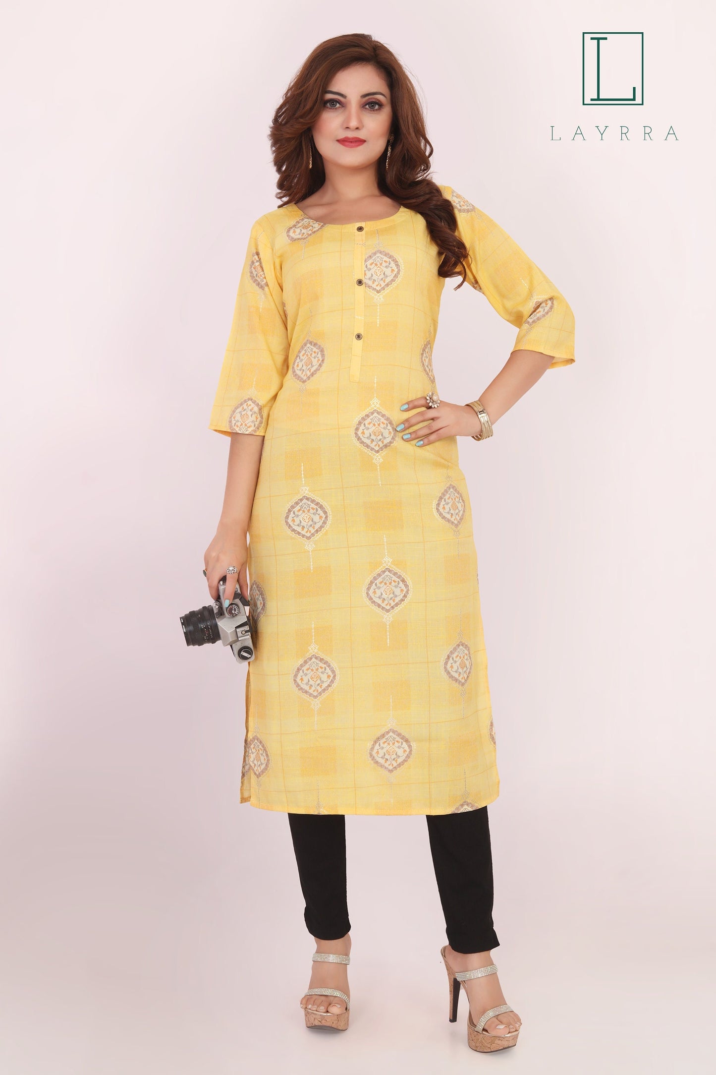 Women Yellow Ethnic Motifs Print Kurta with Trousers
